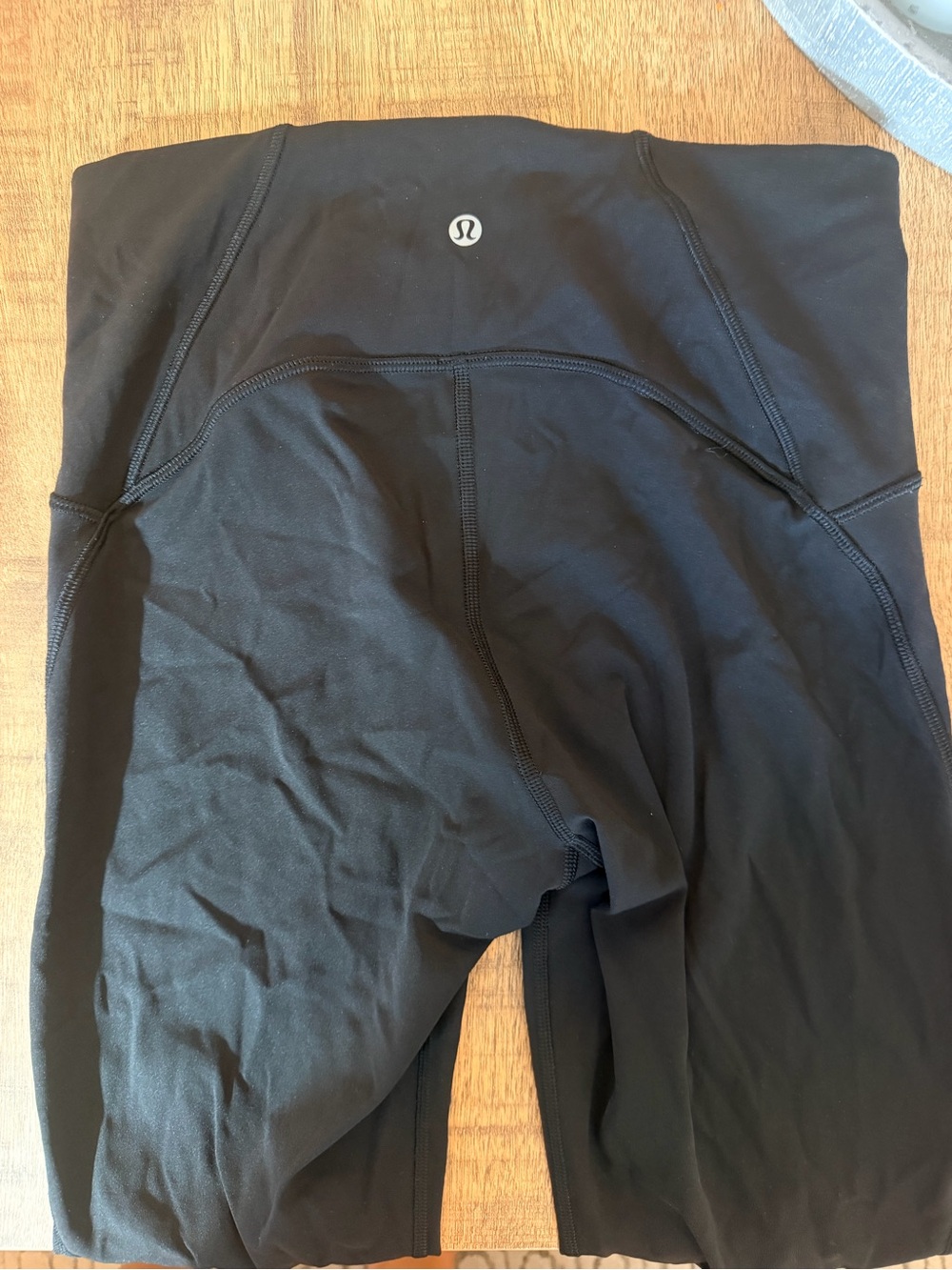 lululemon athletica Black High-Waist Athletic Leggings cropped size 8 (no tag)